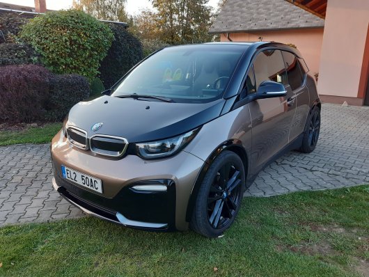 BMW i3